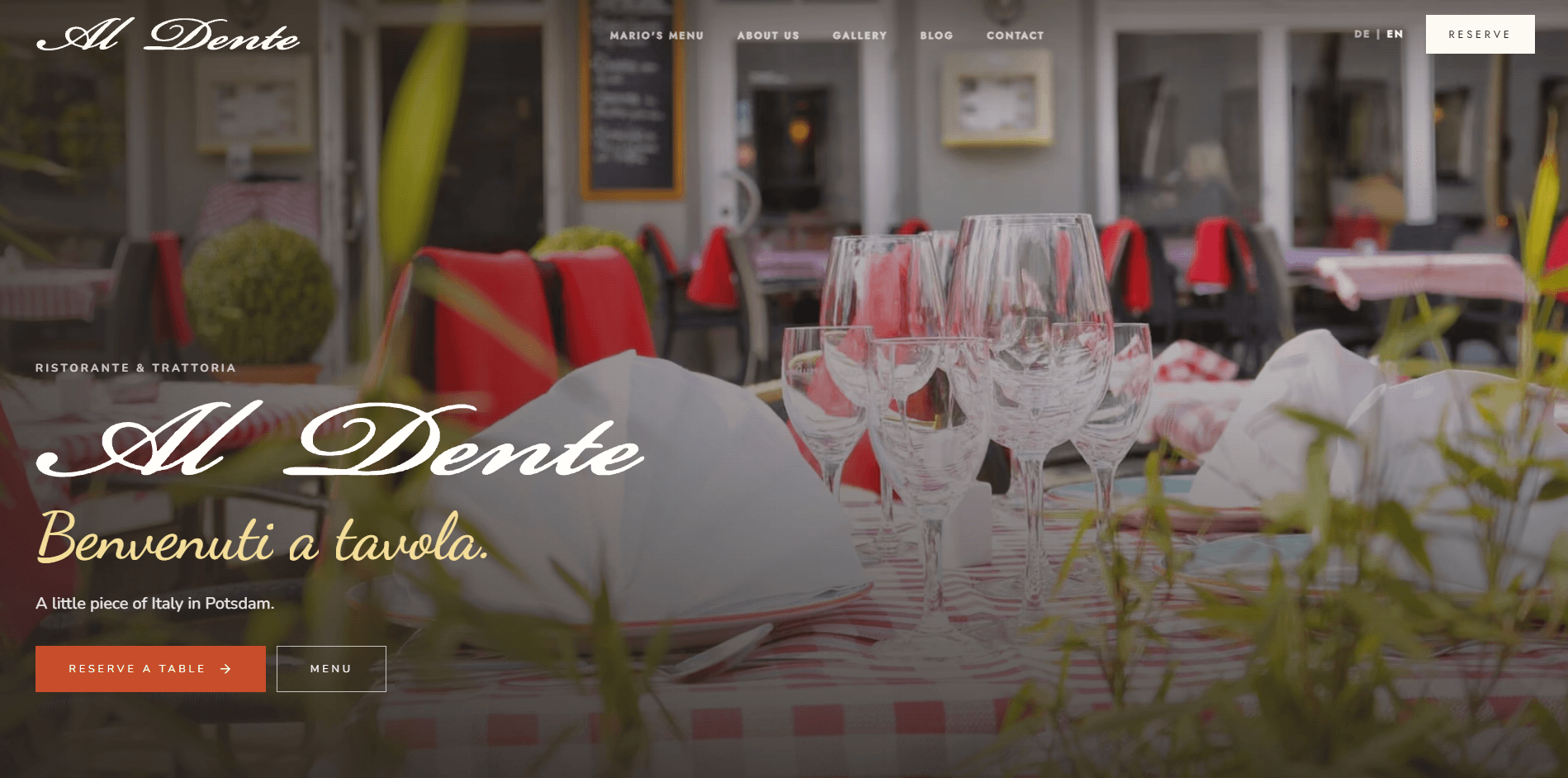 The Ristorante Al Dente website, showing a laid table on a terrace and a Reserve a table button